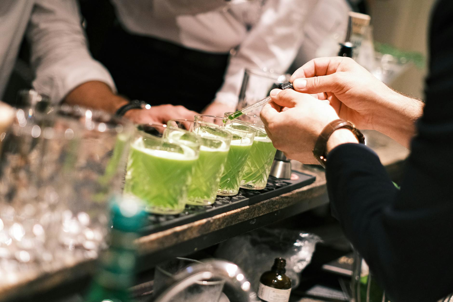 Elegant cocktail bar in Paris with craft drinks
