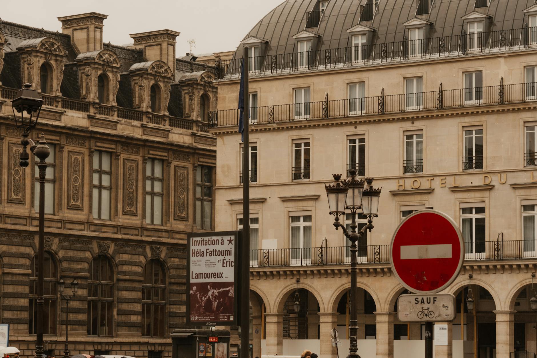 paris apartment rental vs hotel - Paris
