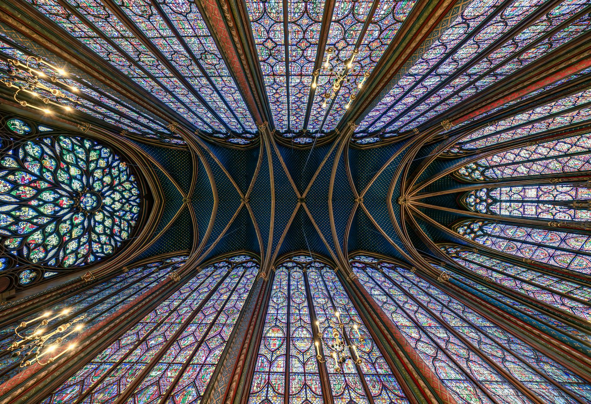 Sainte Chapelle Stained Glass Paris - Paris Attractions Guide