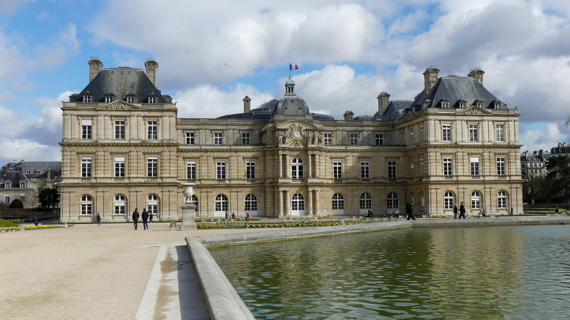 Travel experience in Paris - paris travel insurance do you need it