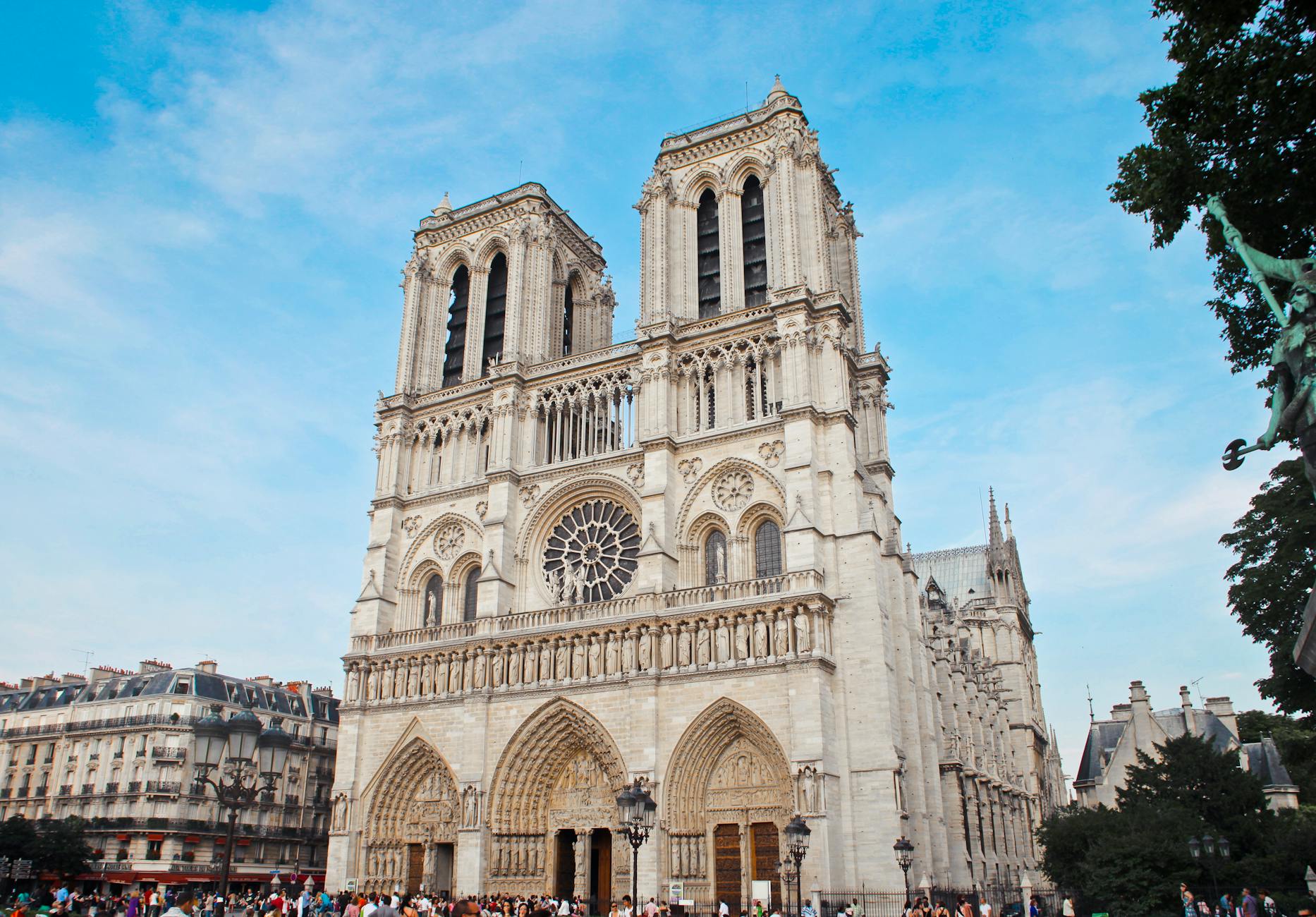 cheapest time to fly to paris - Cheapest Time to Fly to Paris: Month-by-Month Airfare Guide