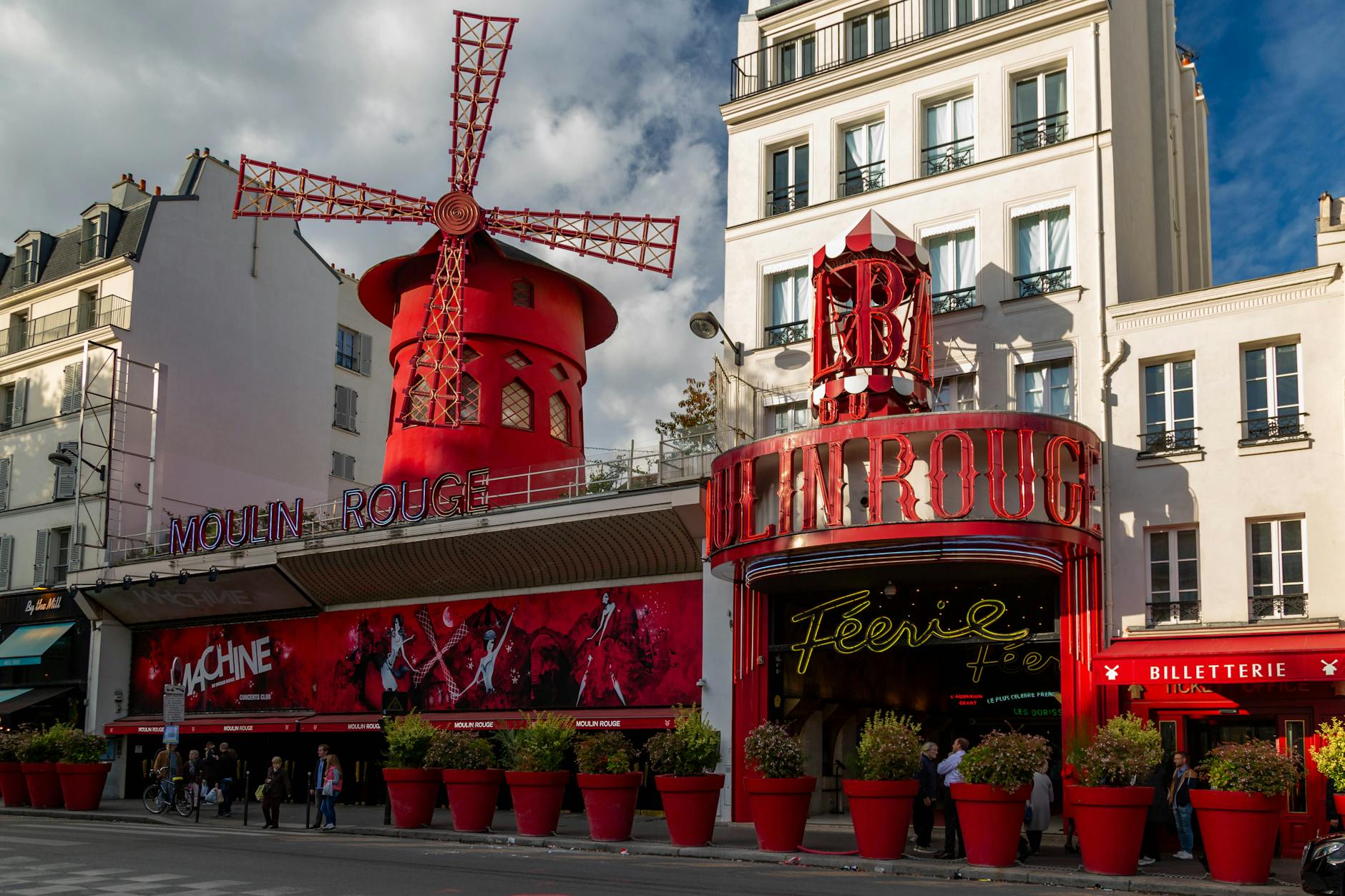 moulin rouge paris tickets and show guide - Moulin Rouge Paris: Tickets, Show Guide & Is It Worth It?
