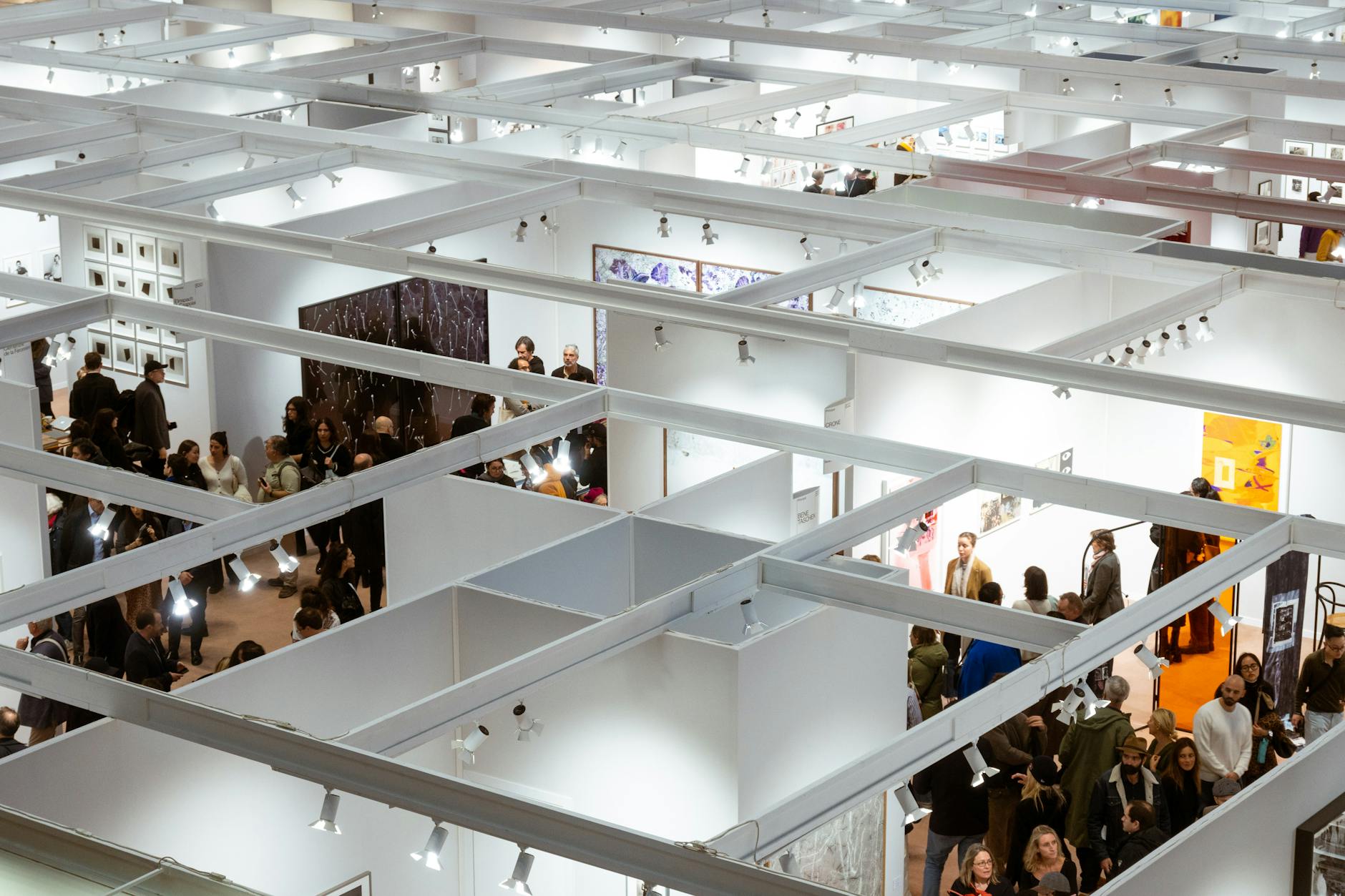 paris art galleries contemporary scene - Paris Contemporary Art Scene: Best Galleries & Exhibitions