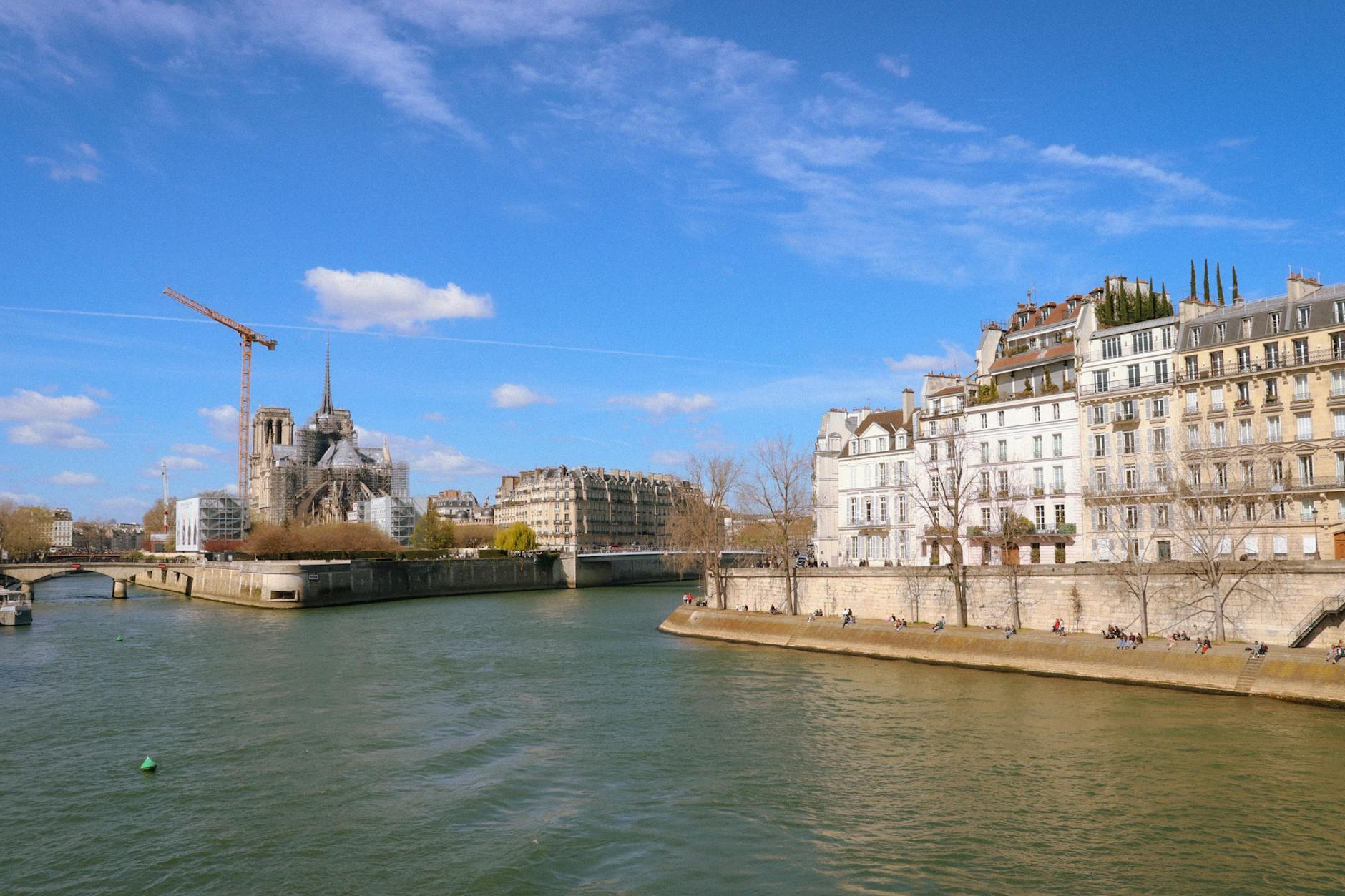 View along the Seine quays of Ile de la Cite and Ile Saint-Louis in Paris