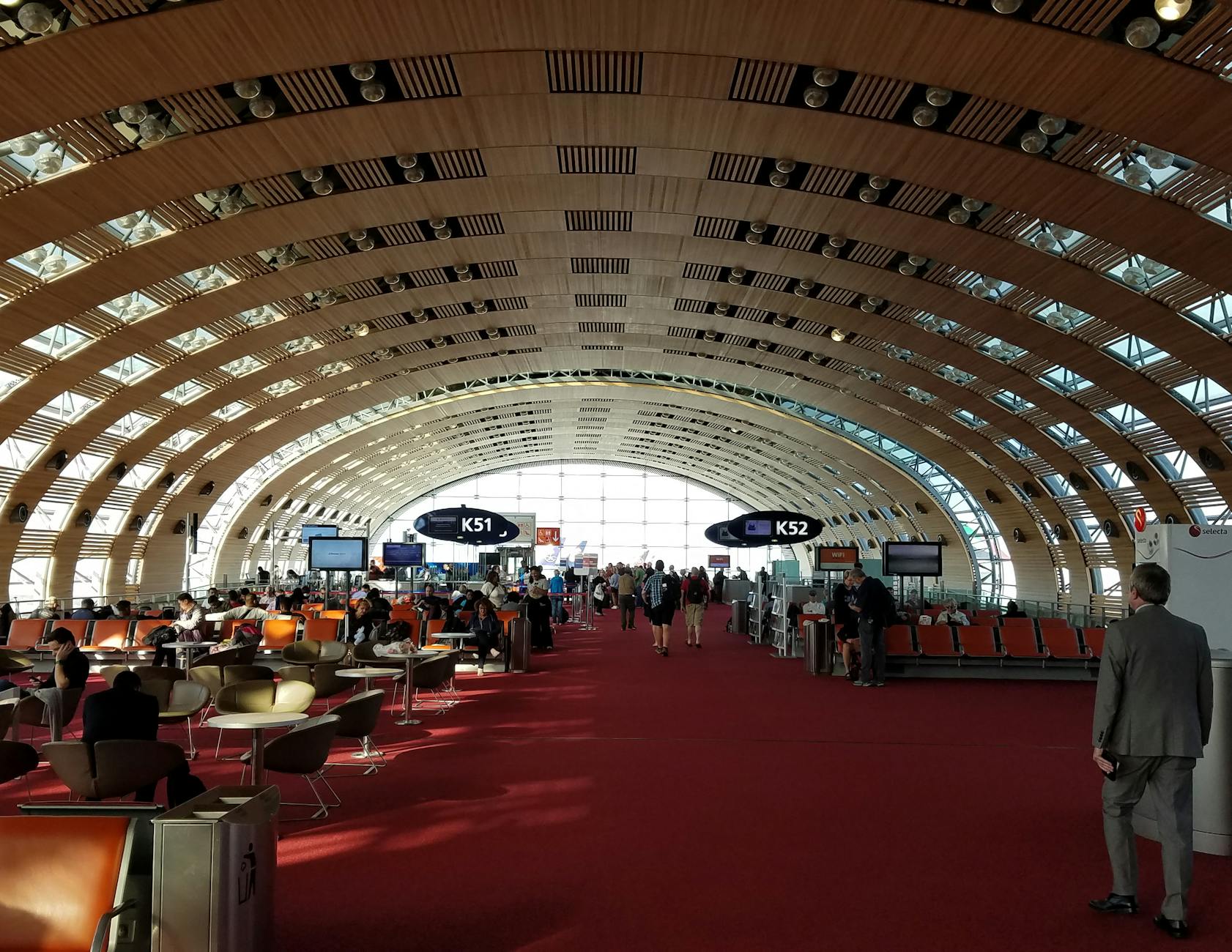 Paris tourist - paris airport transfer cdg orly to city