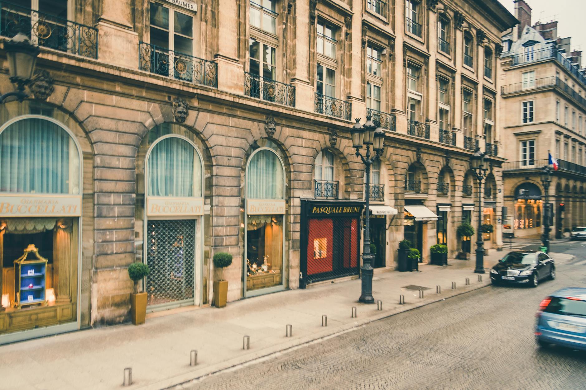 Curated luxury shopping floor - galeries lafayette printemps shopping guide