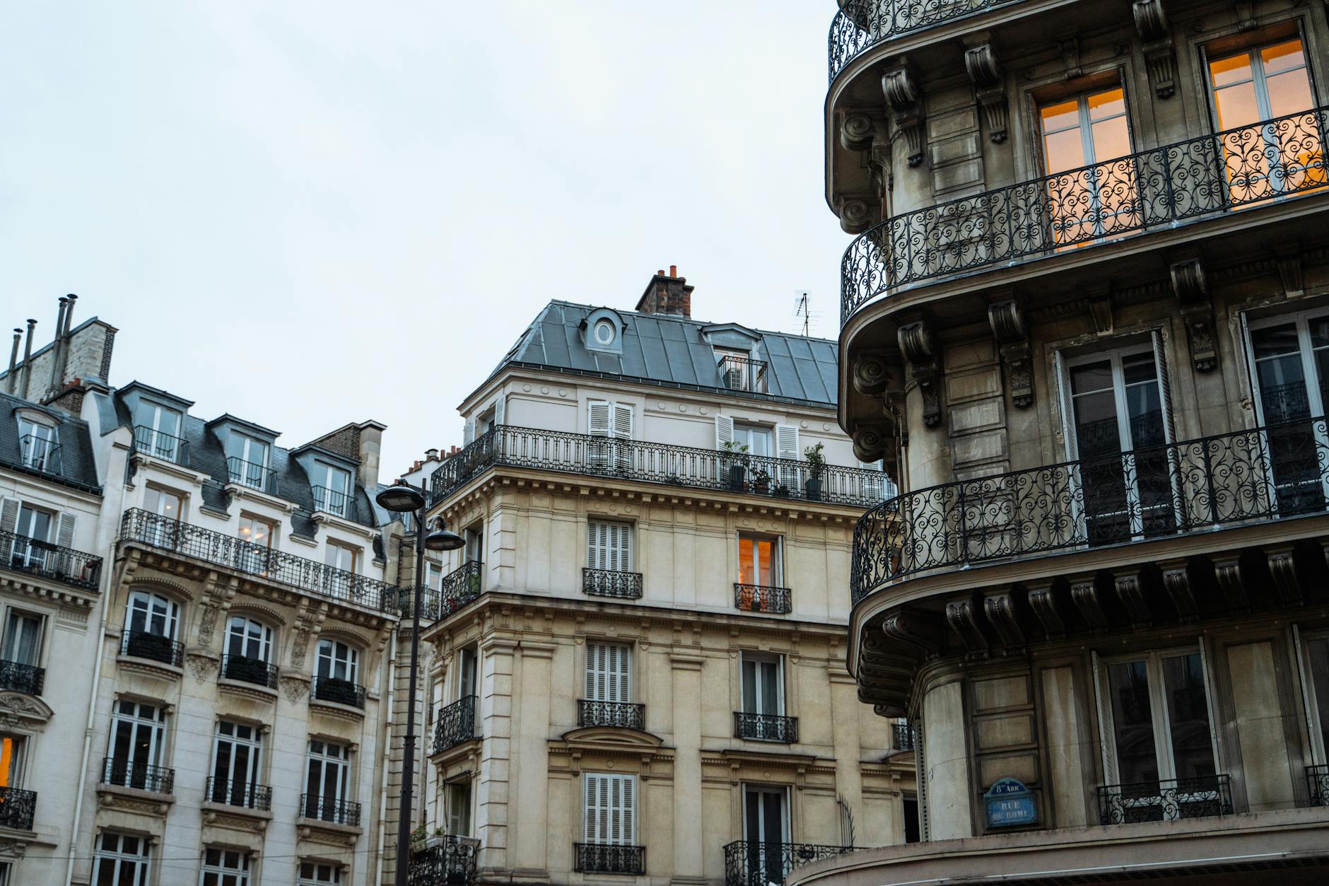 Paris architecture, much of it free to enjoy on foot